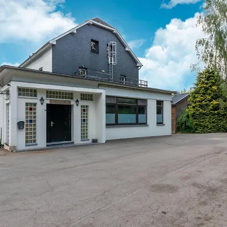 Mansion With Swimming Pool And Sauna Casa de Férias Büllingen