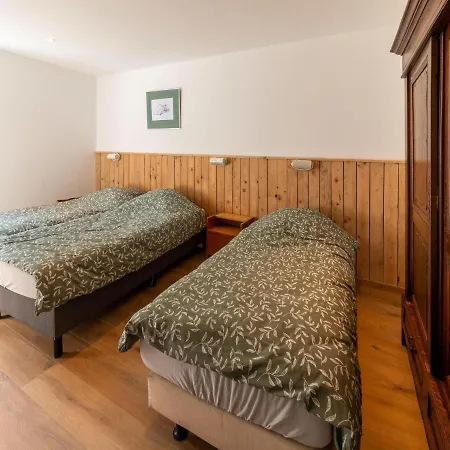 Mansion With Swimming Pool And Sauna Casa de Férias Büllingen